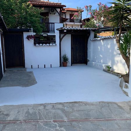 Petrino1880 Sea-Vacation Apartment In Chalkidiki Агиос Николаос Екстериор снимка